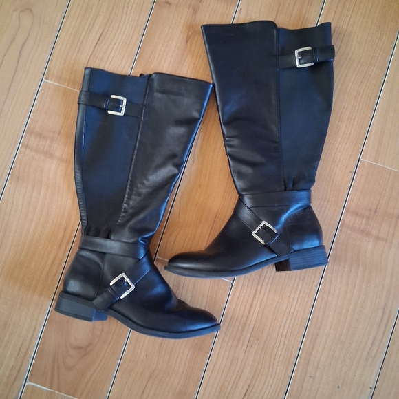 Torrid wide calf knee high boots. Size 11w. - Picture 1 of 4